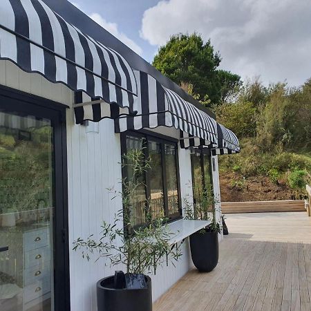 Tiny House With Greenhouse Dining Lower Hutt Luaran gambar