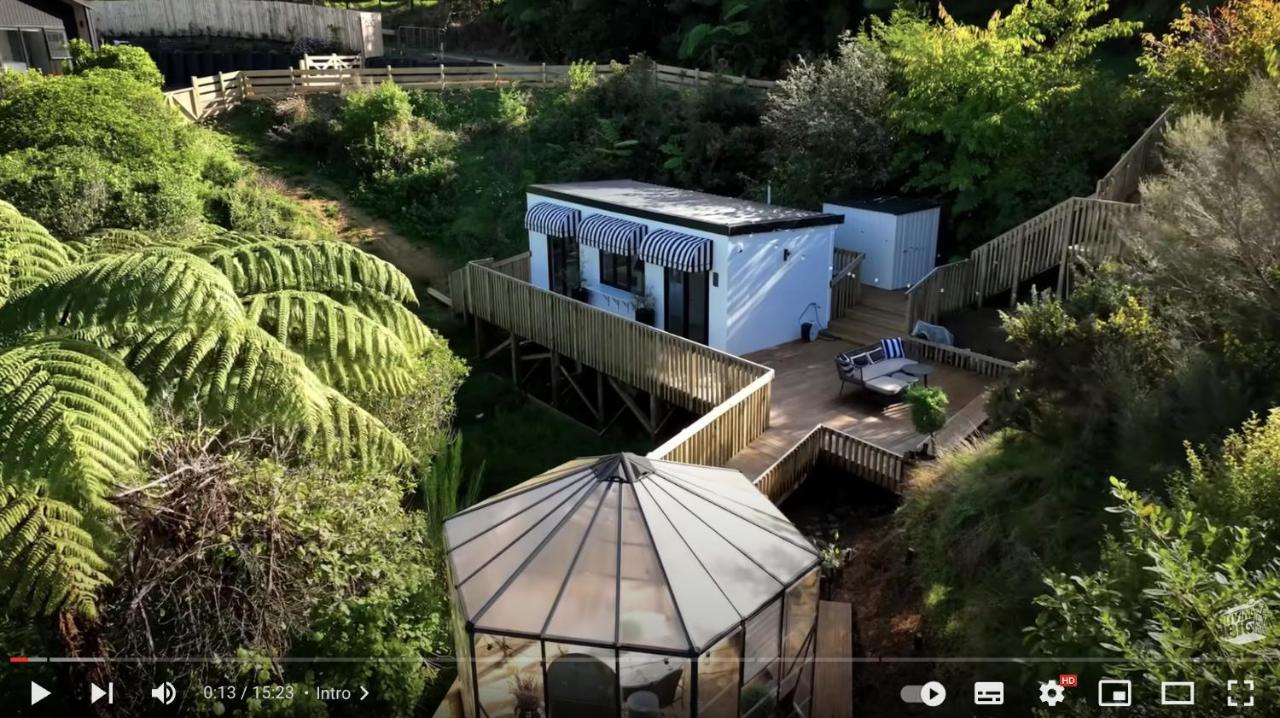 Tiny House With Greenhouse Dining Lower Hutt Luaran gambar